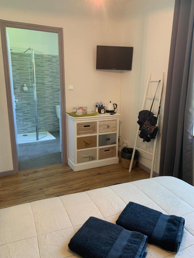Tarascon-sur-Ariège Maison D'Hotes Du Domaine Fournie מראה חיצוני תמונה